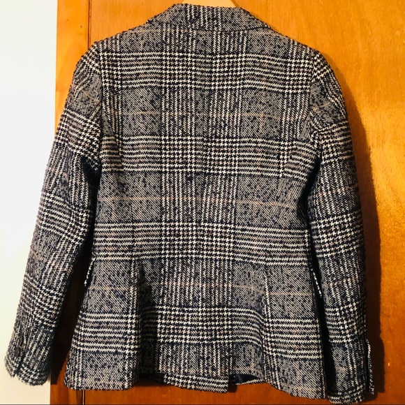 💙💙Zara Basic Collection Navy Blue and White Tweed Blazer💙💙 - Picture 2 of 4